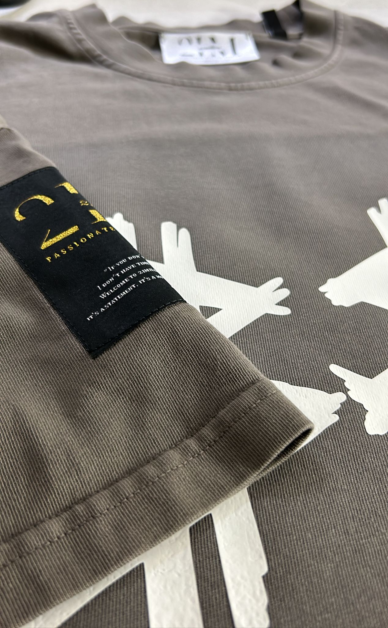 BB Boxy-tee pigment grey